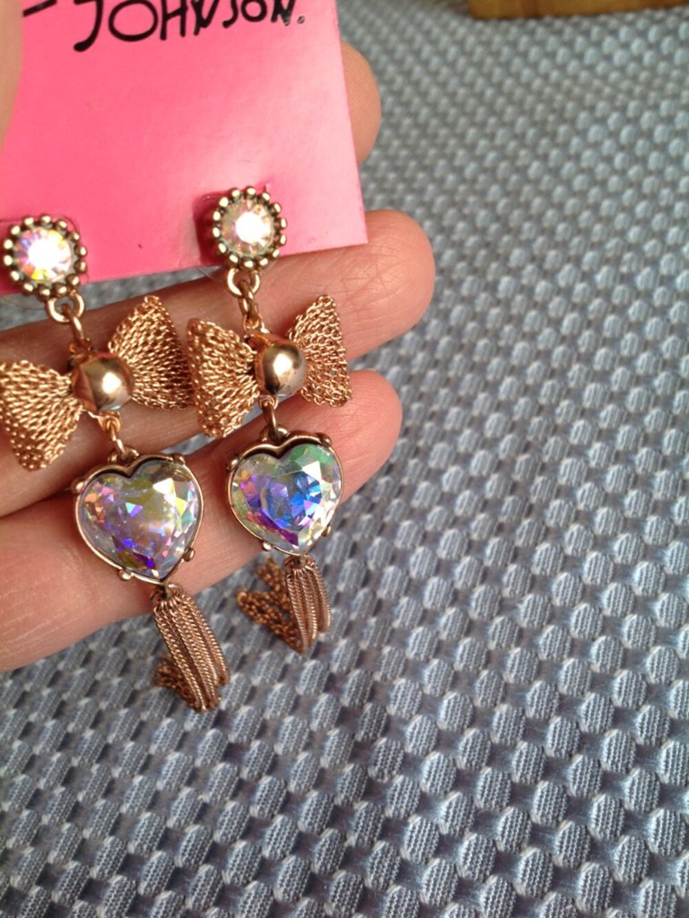 Betsey Johnson Bow Heart Rhinestone Dangle Tassel Chain Pierced Earrings - Picture 5 of 8